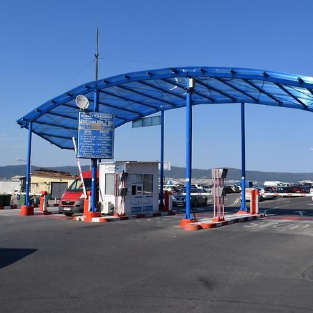 נסבר Panorama Blue Family Hotel And Free Parking מראה חיצוני תמונה