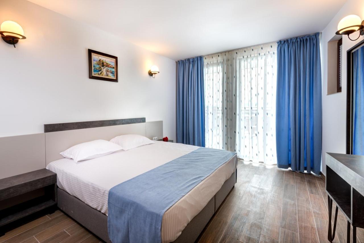 נסבר Panorama Blue Family Hotel And Free Parking מראה חיצוני תמונה